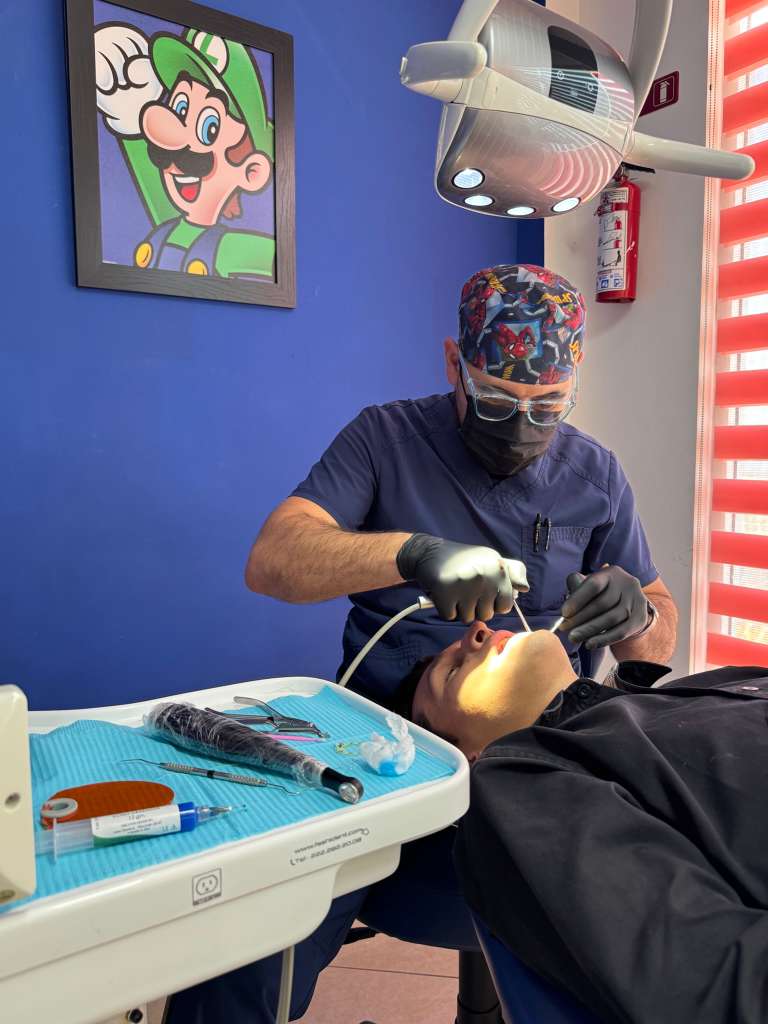 Ortodoncista en Monclova — Dr. Samuel Ruiz, Peques & Brackets